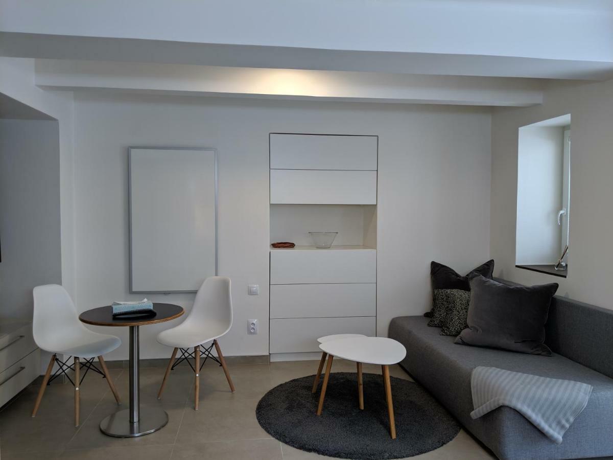Apartment Ap10 - 4u Brezinova 